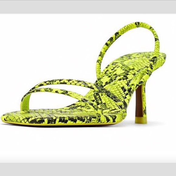 Brand new yellow snake print string heel sandals - Picture 2 of 5